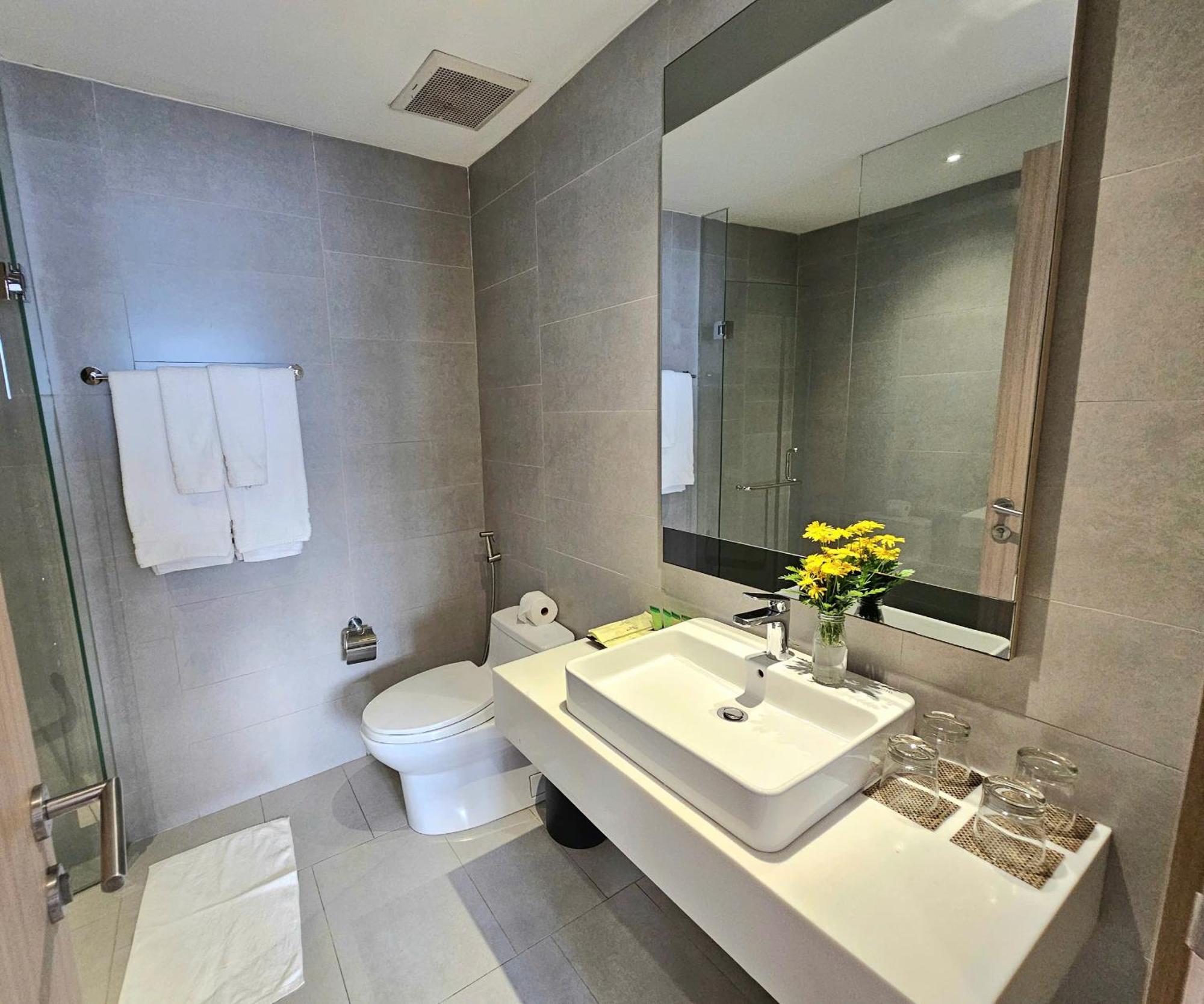 The Luxe