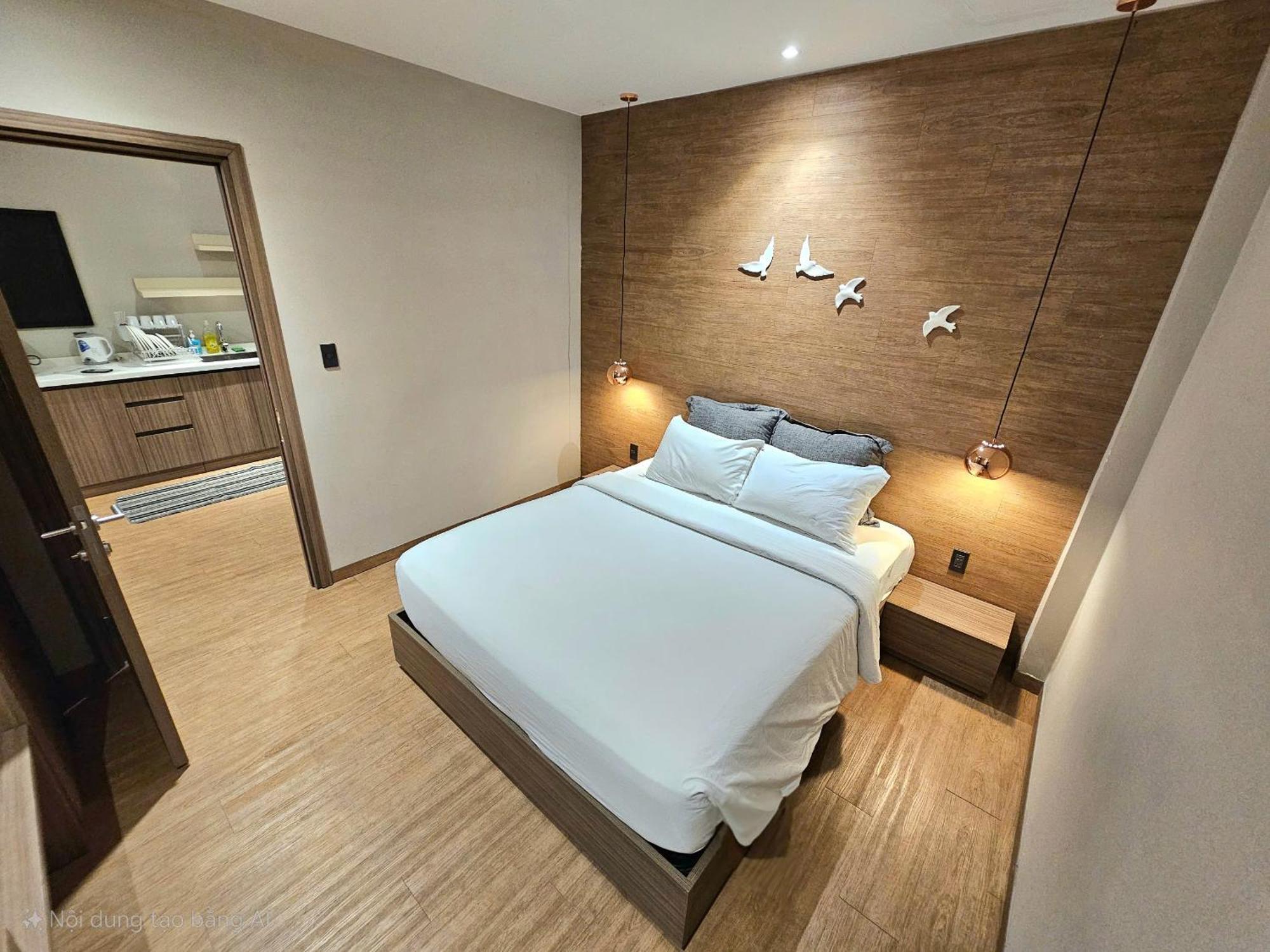 Khách sạn The Luxe 3*