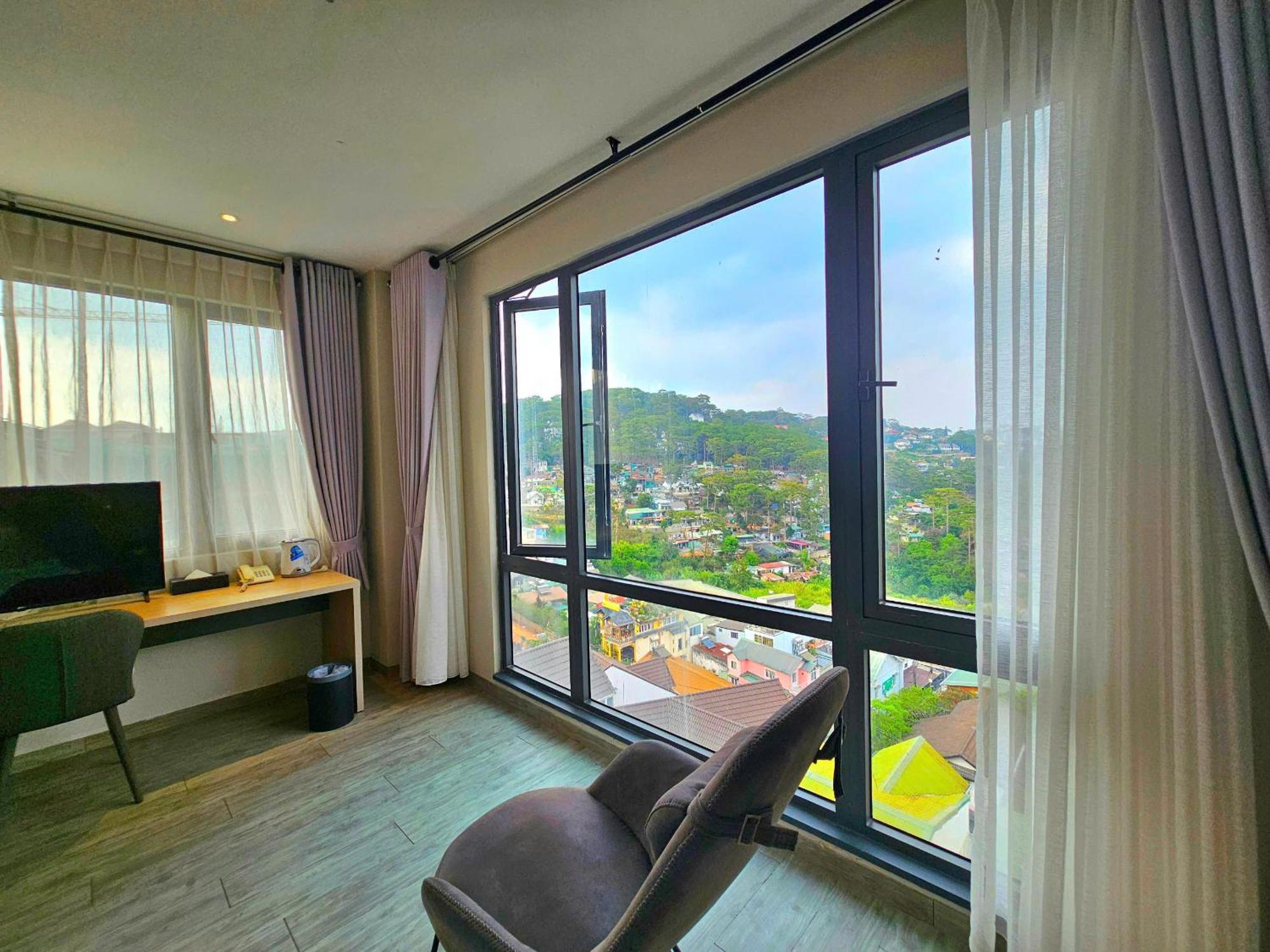 Khách sạn The Luxe Đà Lạt