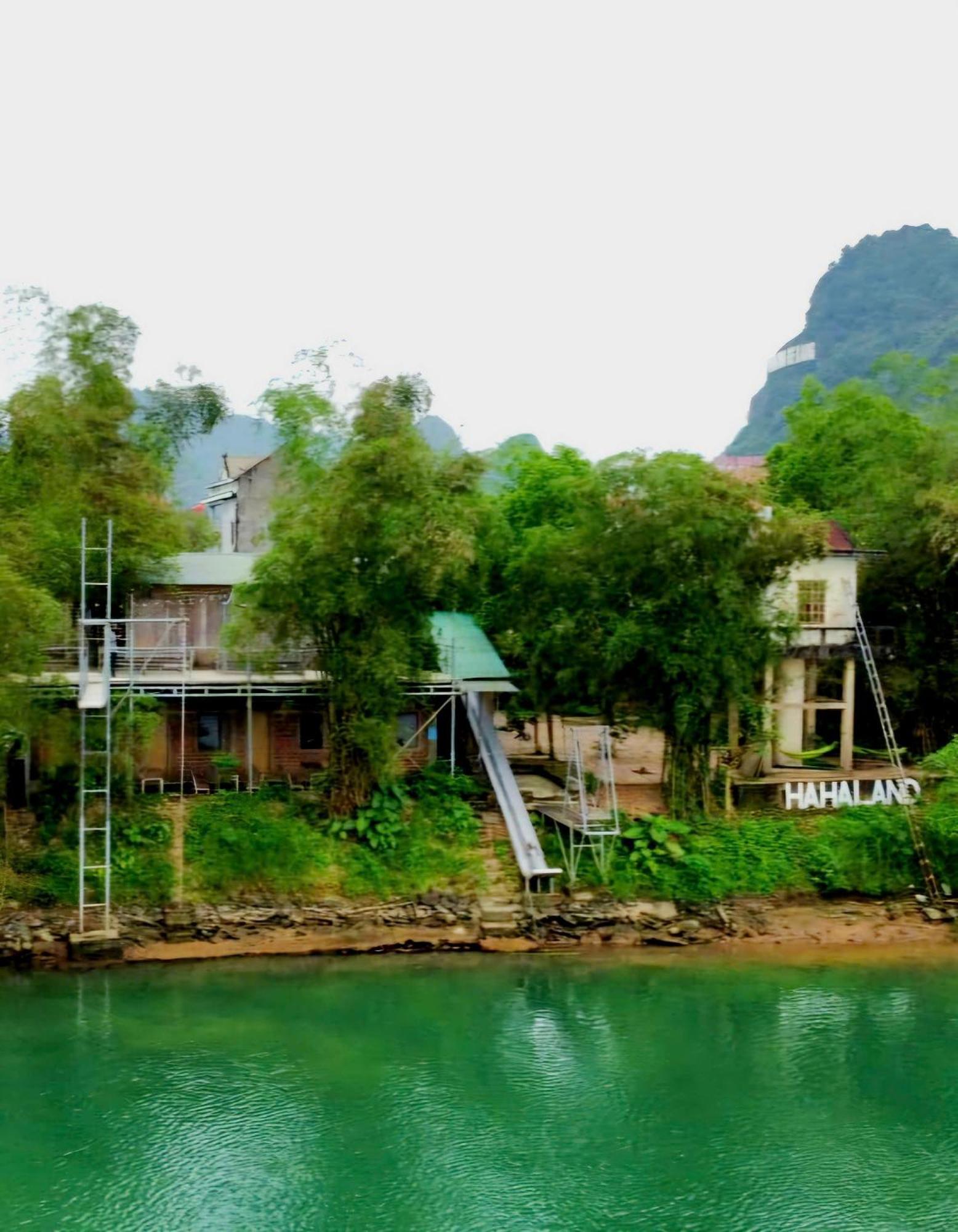Hahaland Guest house Phong Nha