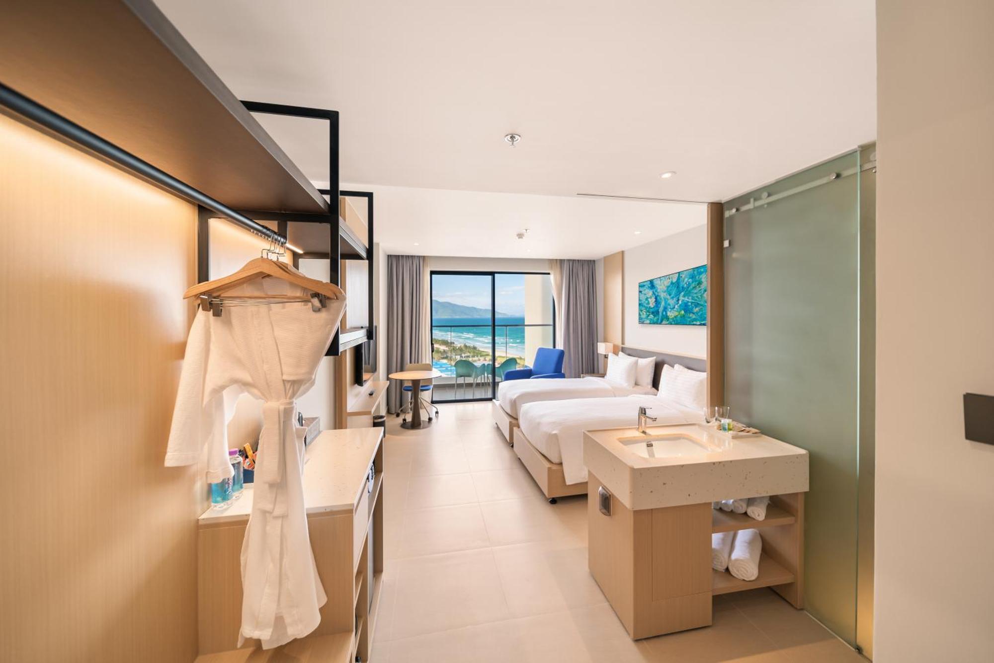 The Empyrean 5* Cam Ranh