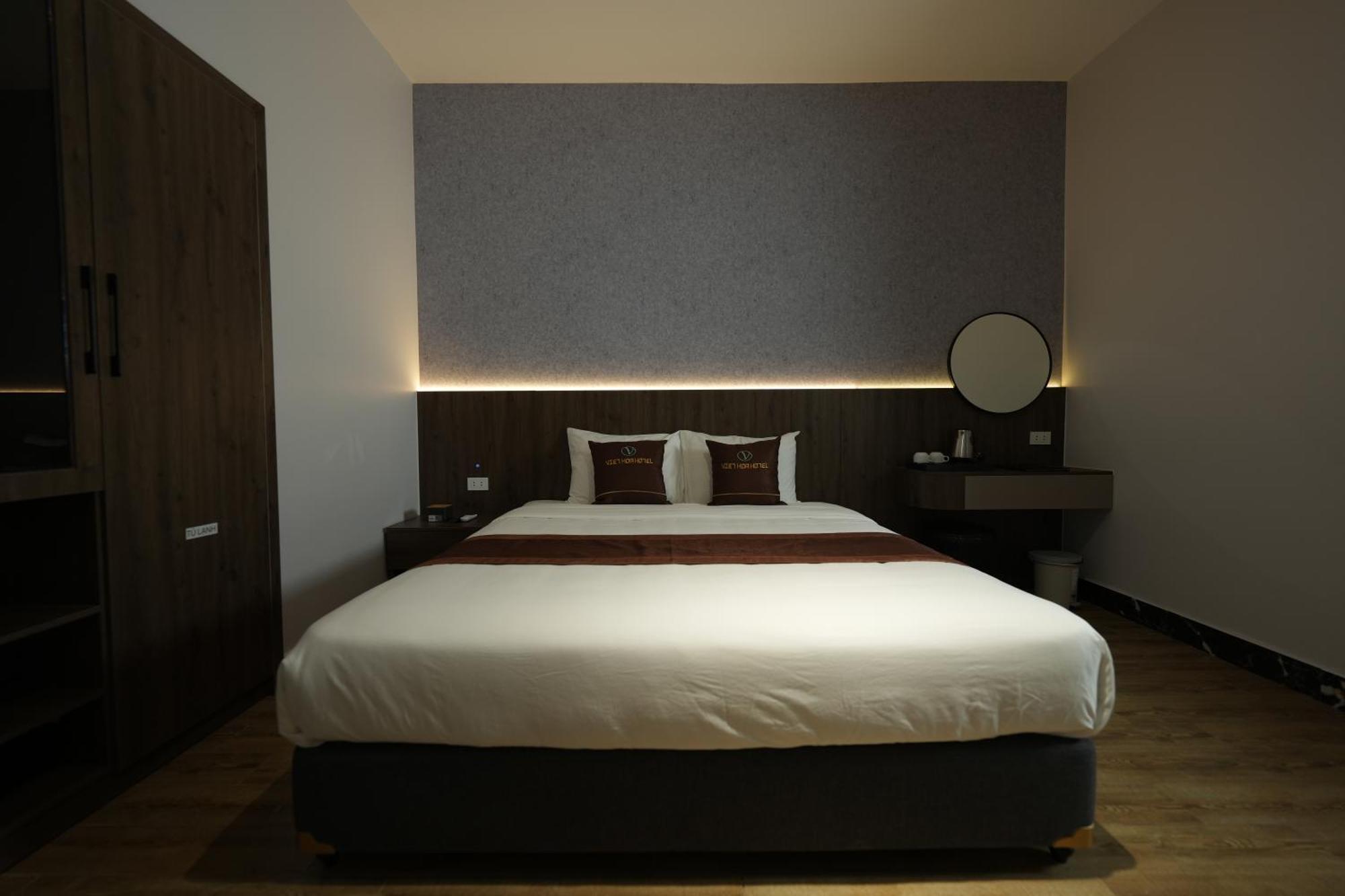 Hotel Cat Ba Viet Hoa & - Pool & Bar