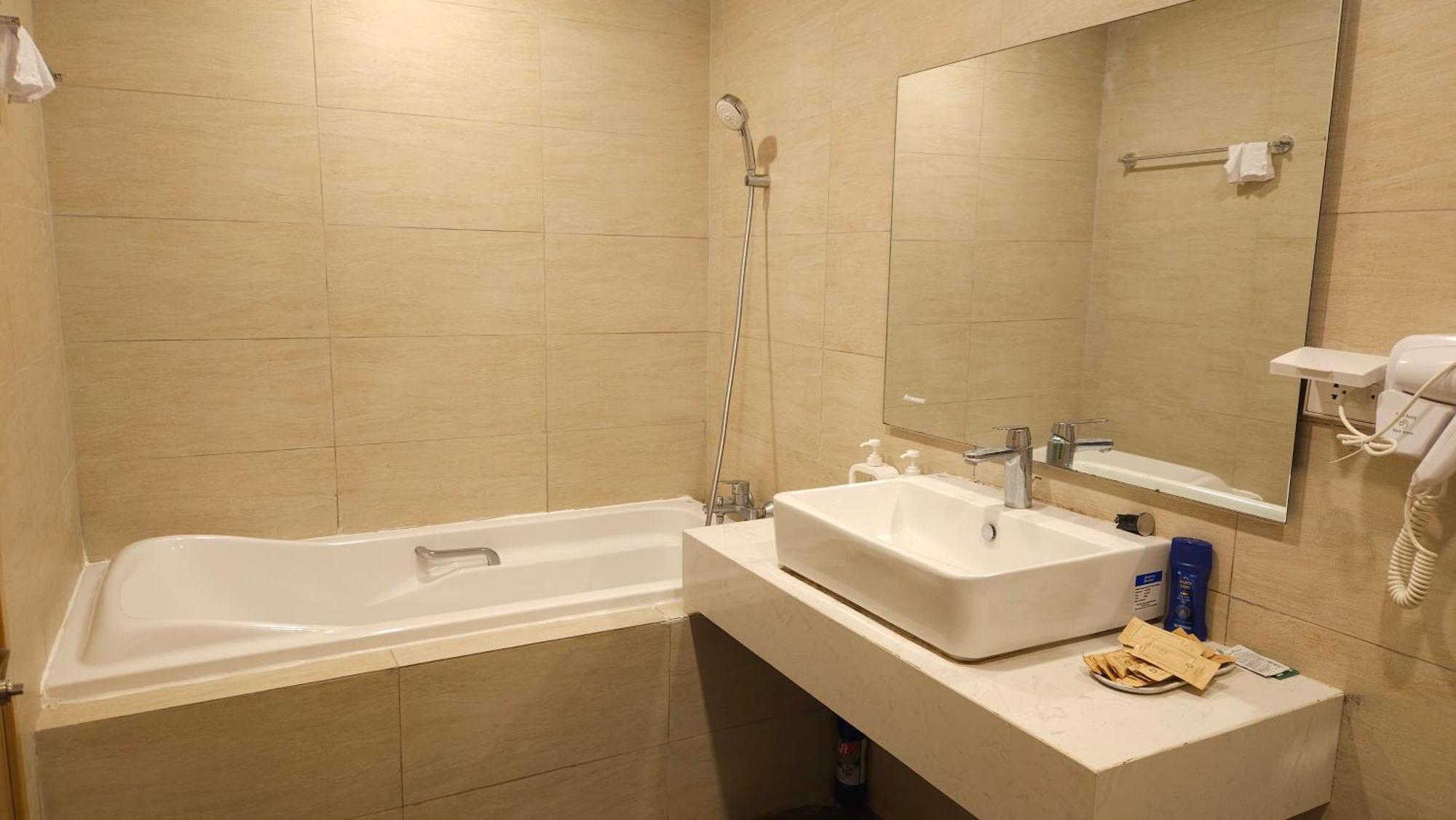 Flc Sea Tower - Chillnow Aparthotel Quy Nhon