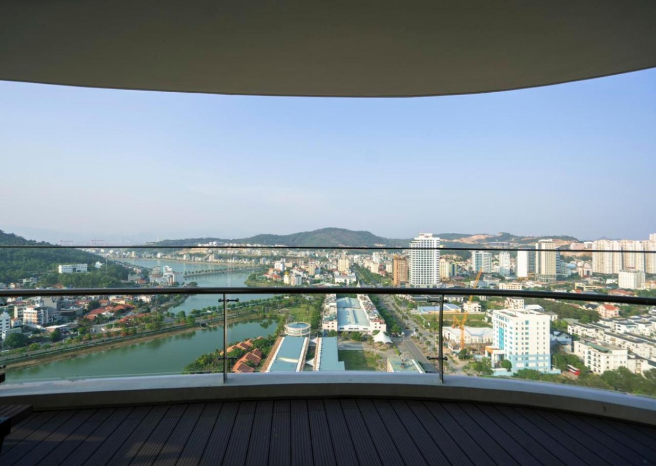 Bay View Halong Panoramic Bay View Luxury Aparthotel Ha Long