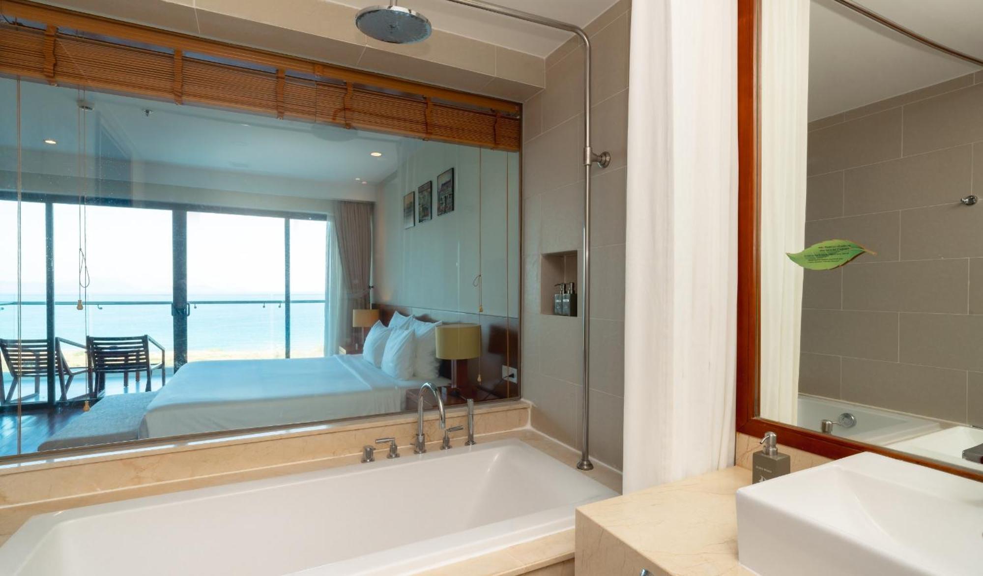 Dưỡng Và Cam Ranh Riviera - Trọn Gói 5*