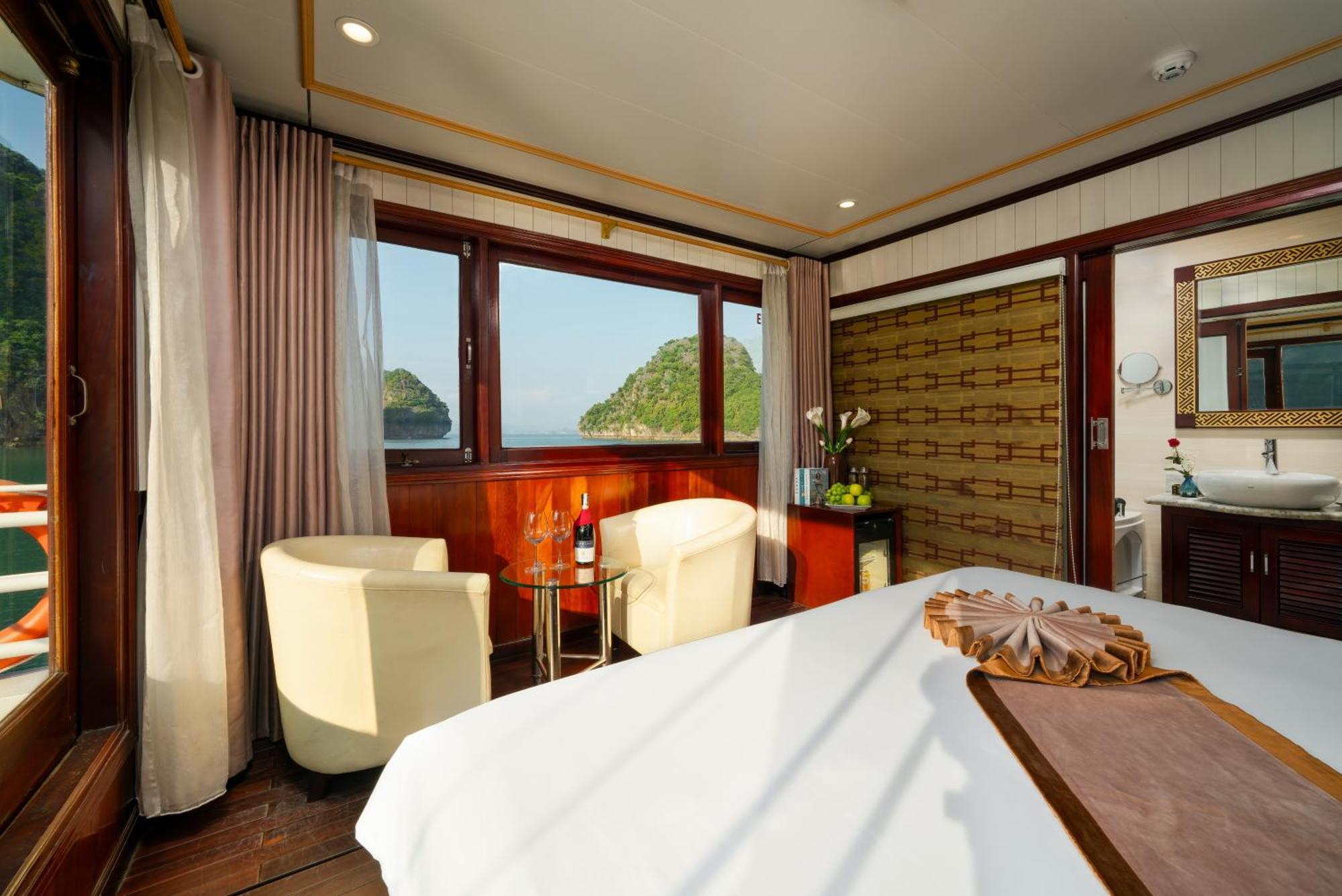 Swan Cruises Halong 