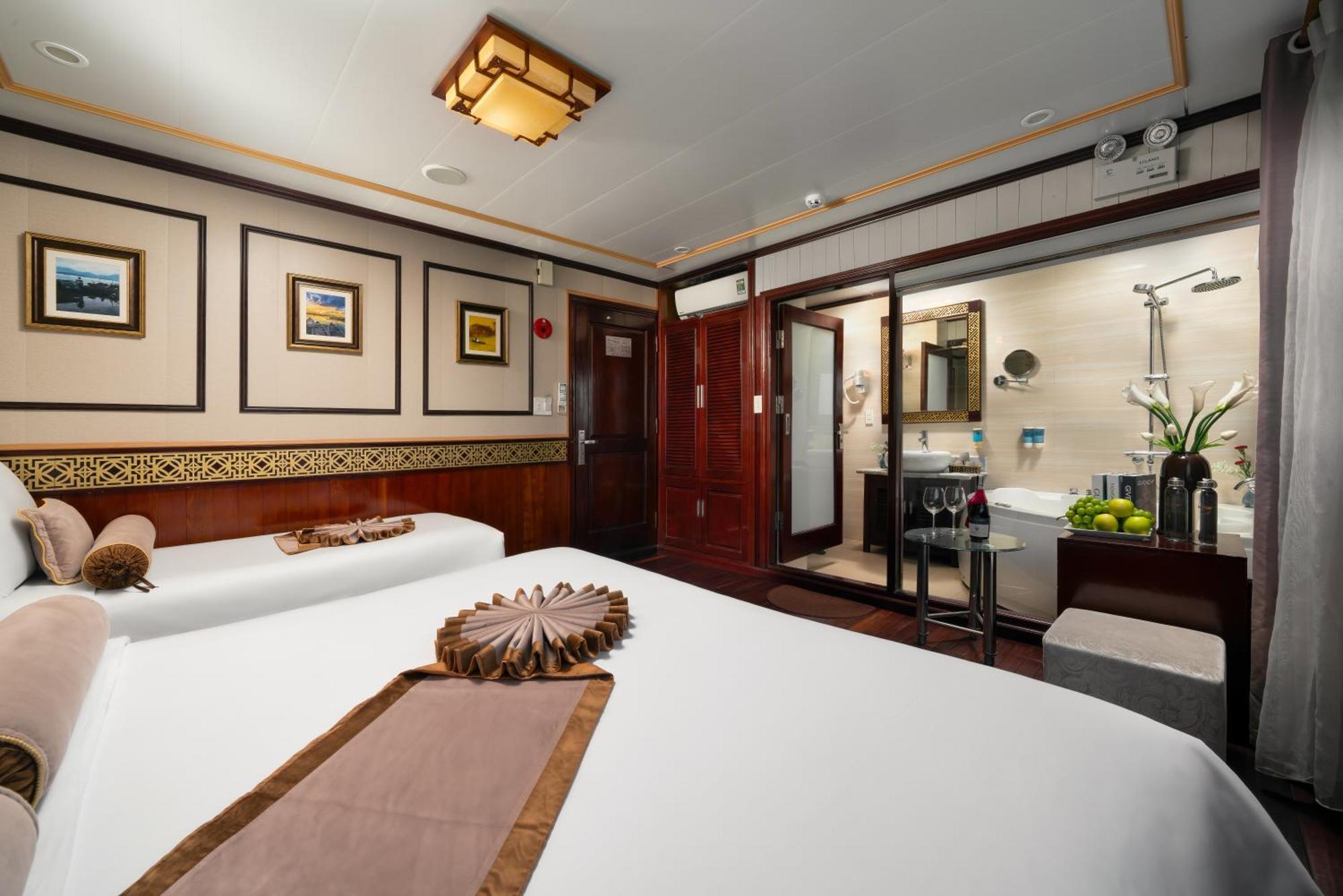 Swan Cruises Halong 