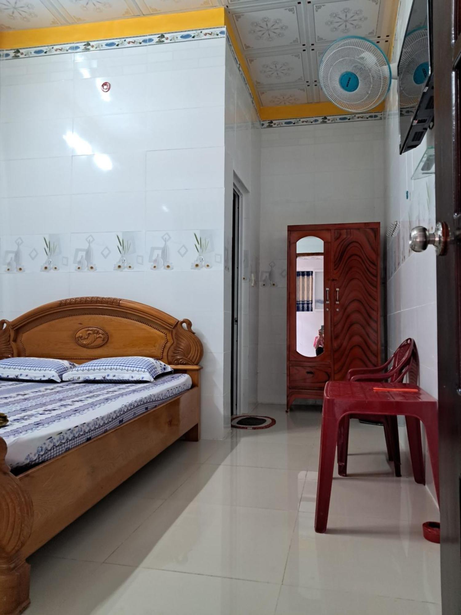 Gia Long Motel Long Hai