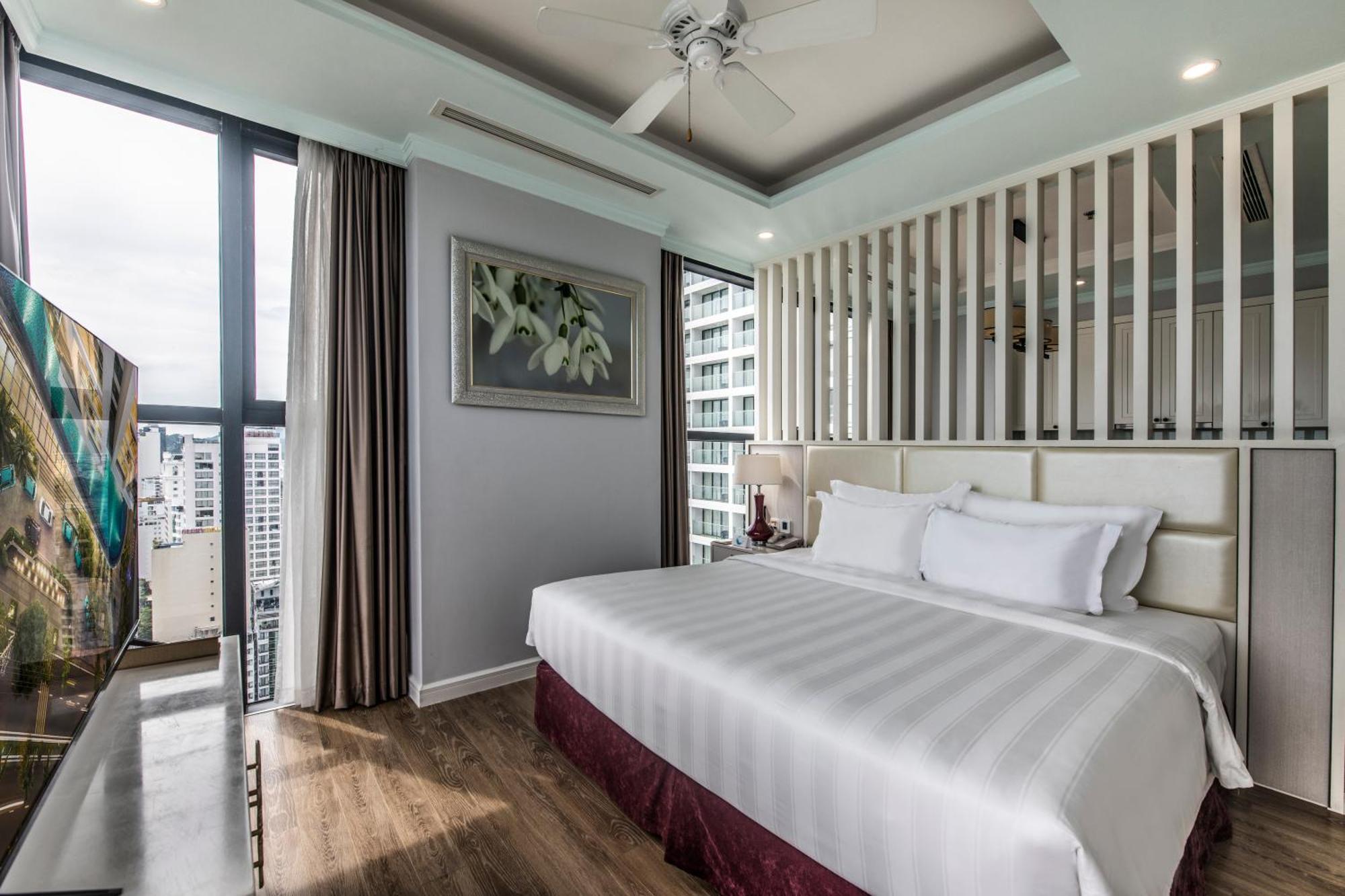 Vinpearl Condotel Beachfront Khách sạn