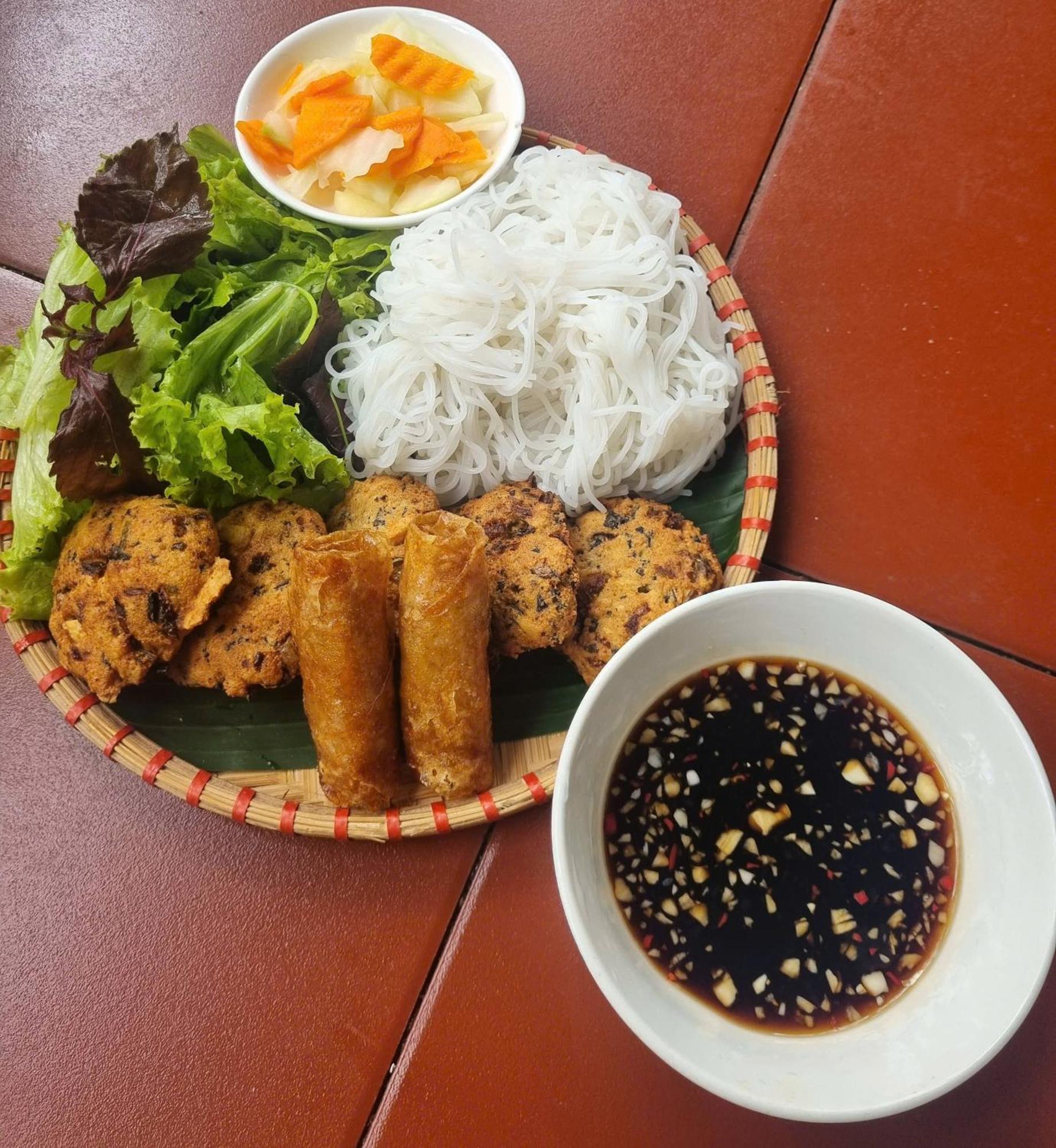 Hahaland Guest house Phong Nha
