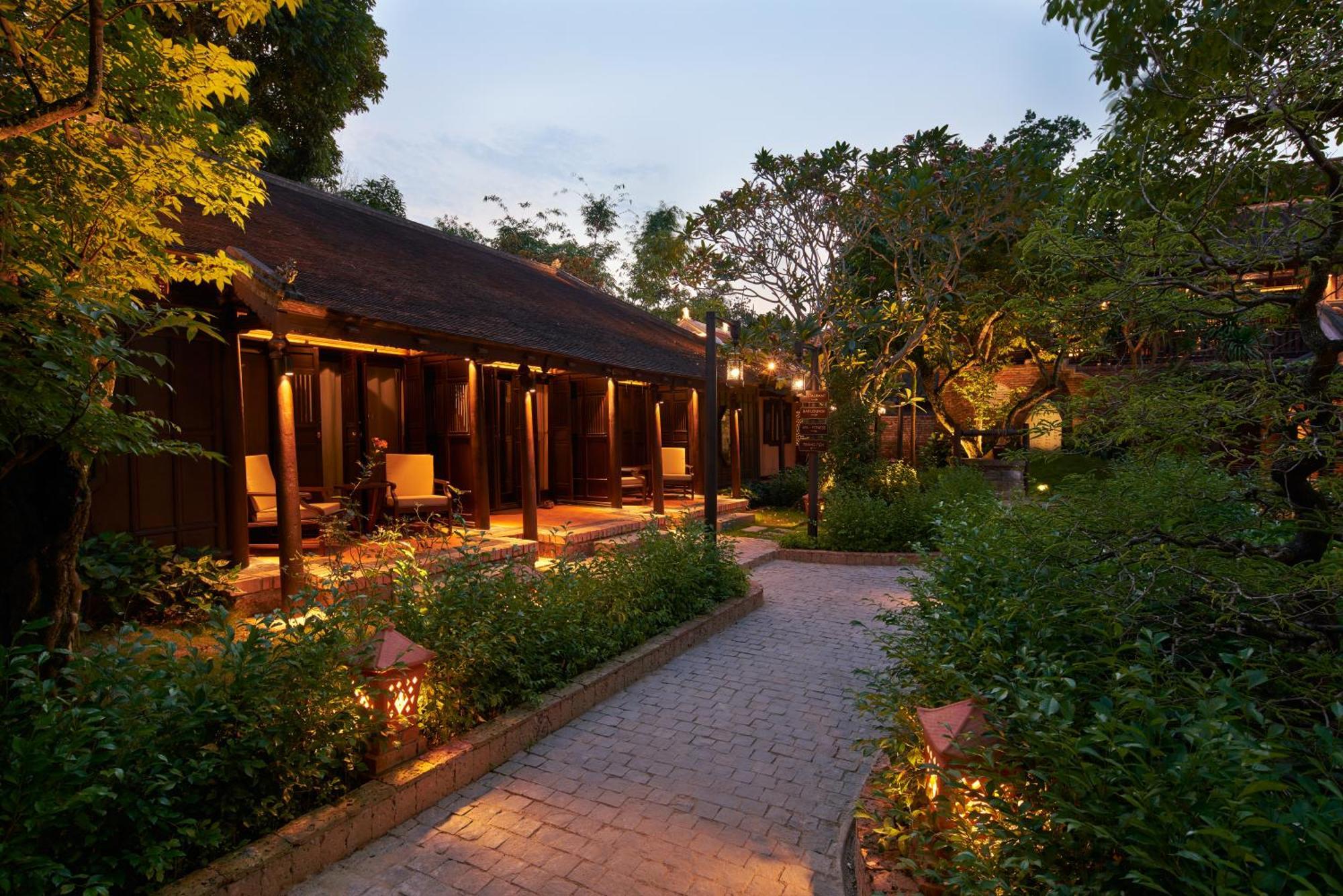 Resort Ancient Garden