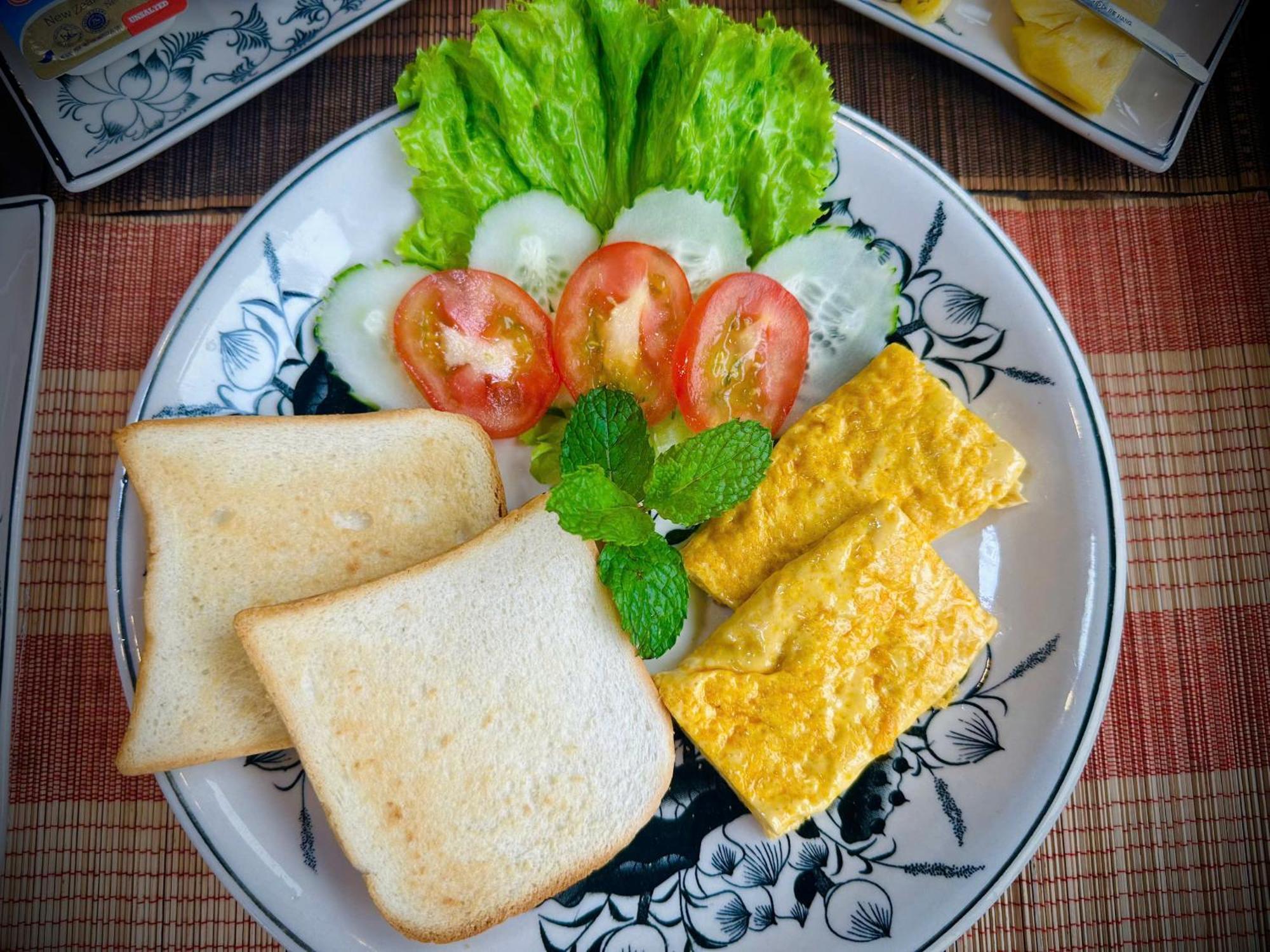 Ban Bang Tours & Motorbike Homestay Ha Giang