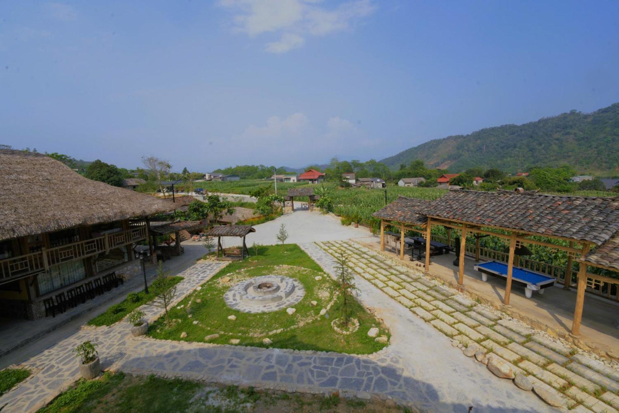 Ban Bang Tours & Motorbike * Ha Giang