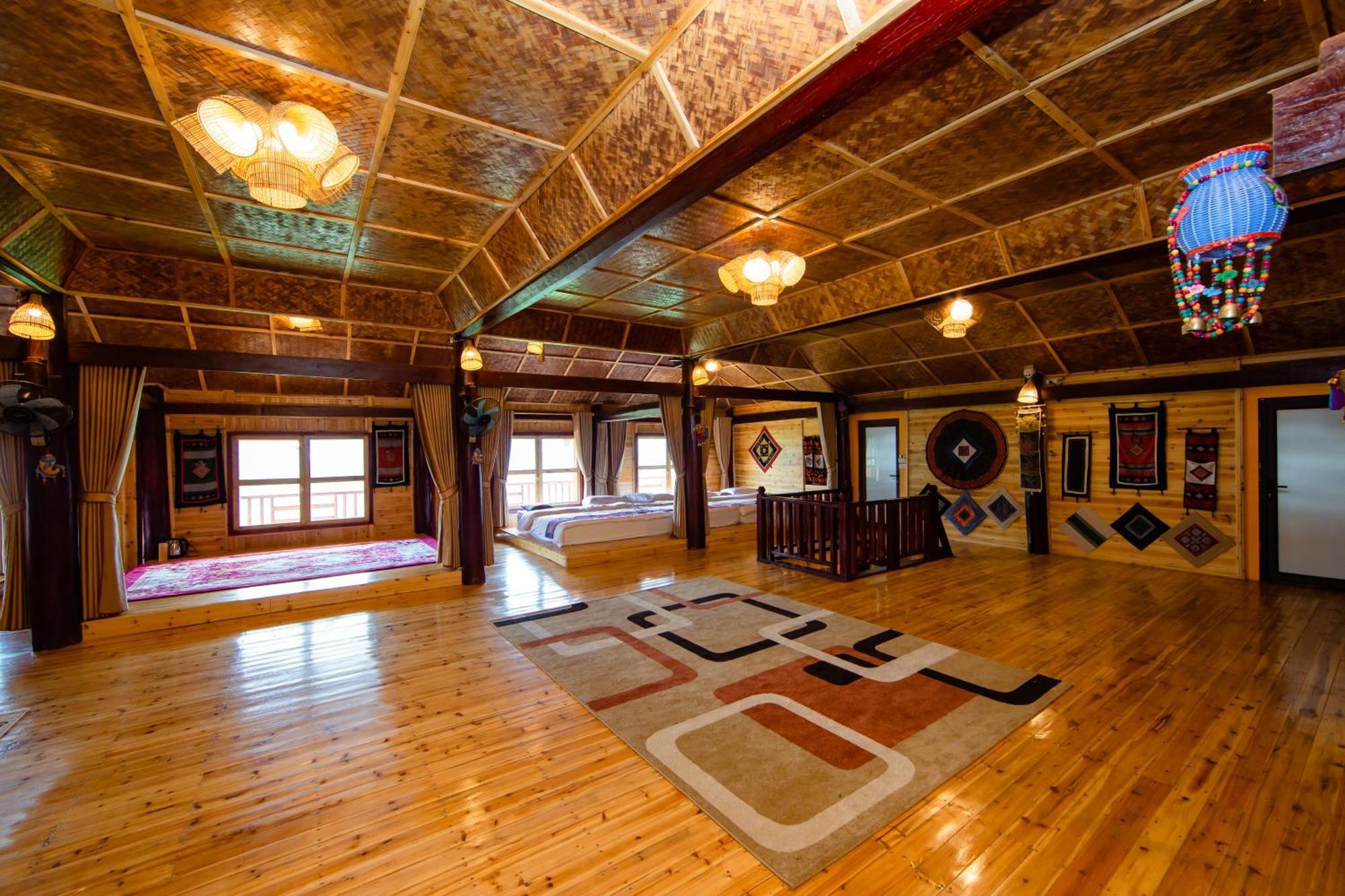 Eco Farmer House & Restaurant, Coffee - Muong Hoa, Hotel