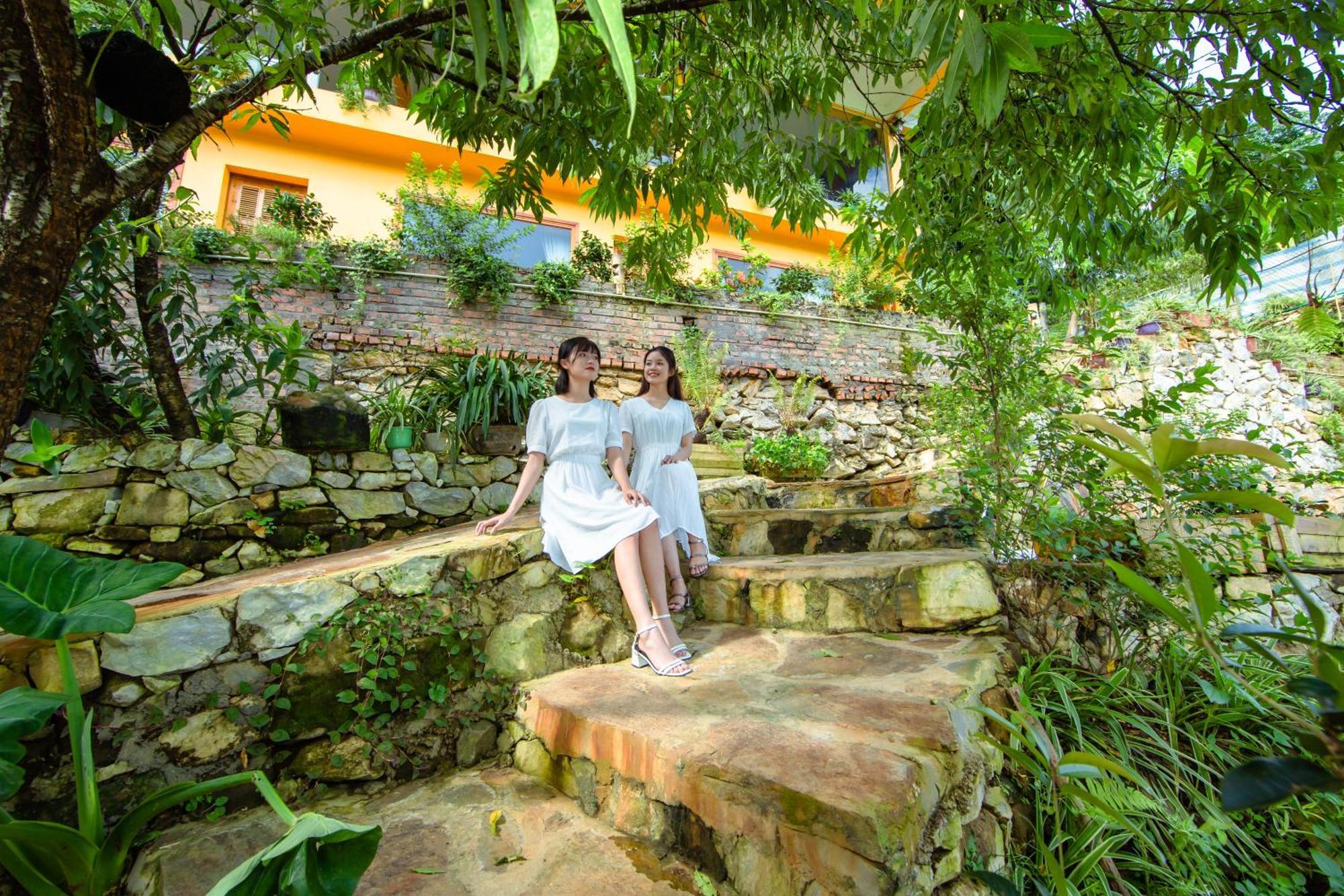 Eco Farmer House & Restaurant, Coffee - Muong Hoa, 3*