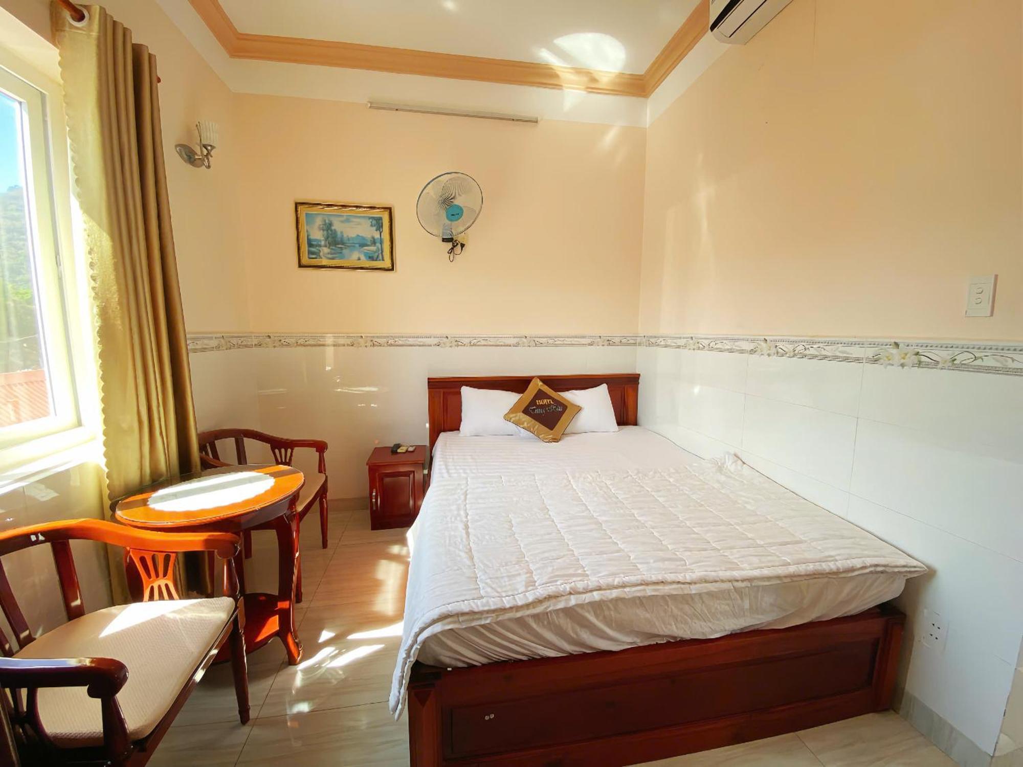 Trung Hau Hotel