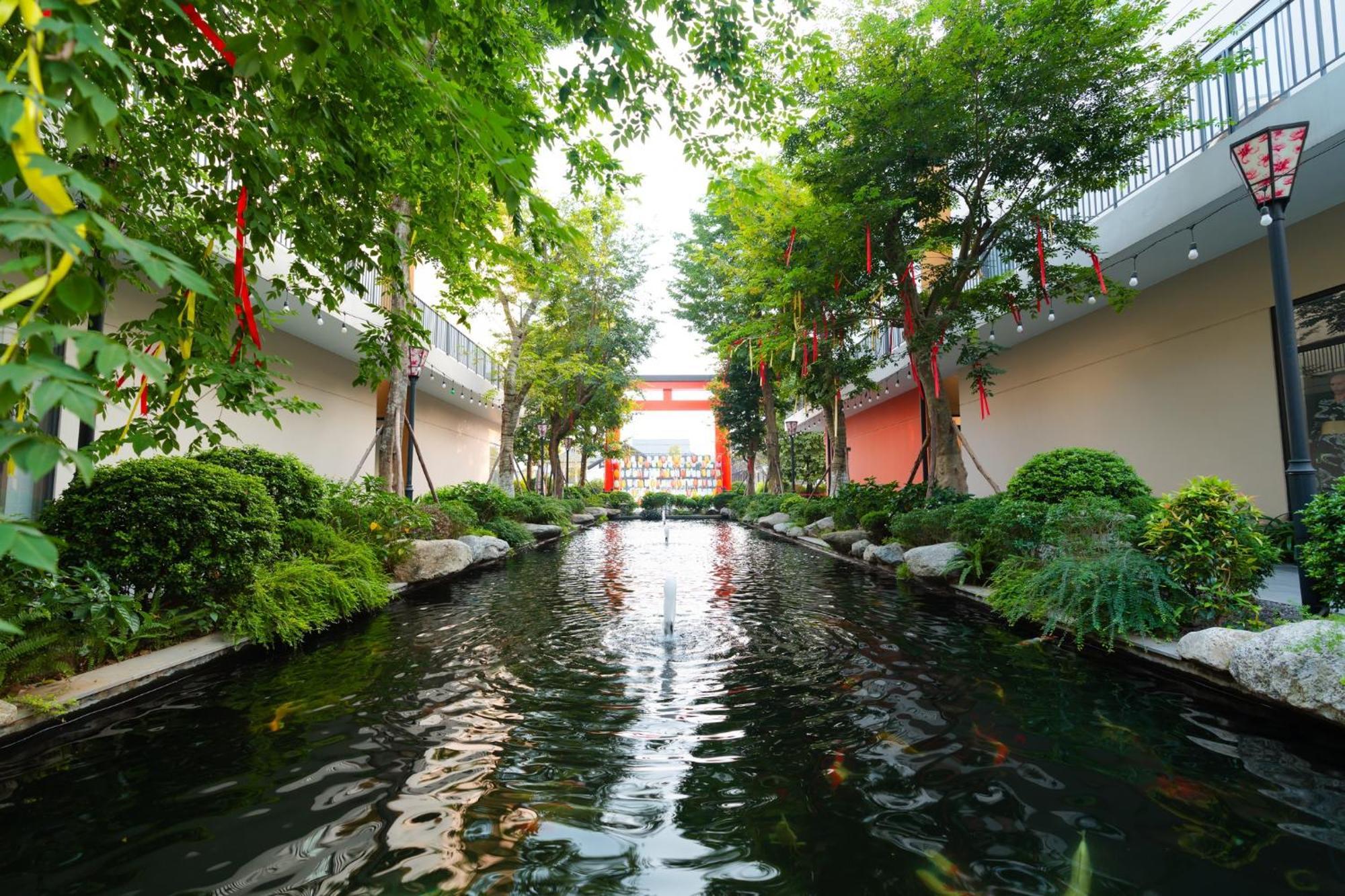 Wyndham Lynn Times Thanh Thuy Hotel