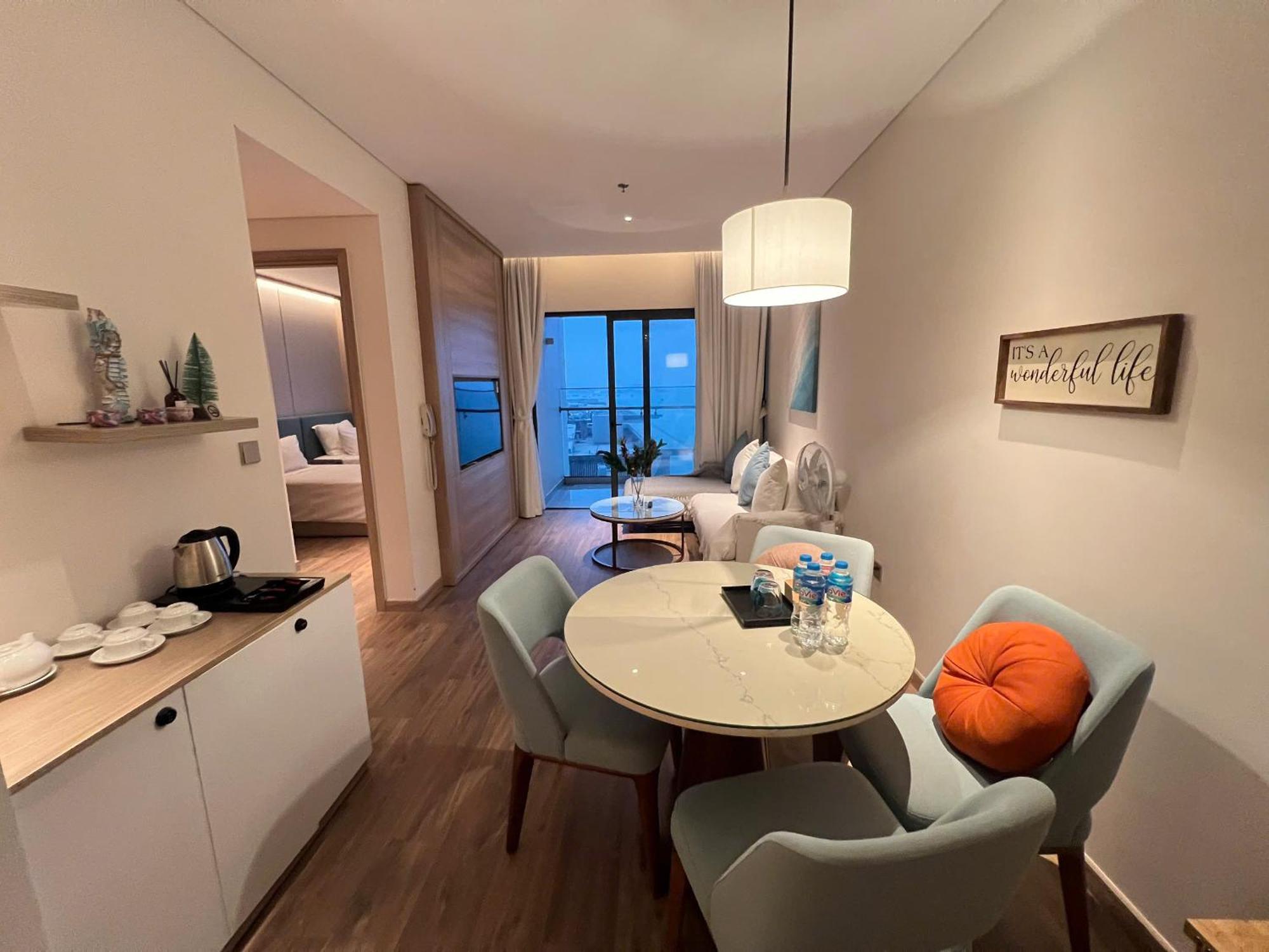 Elegant Alacarte Apartment *