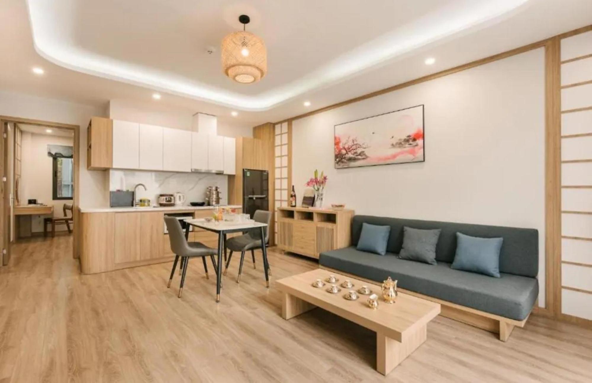 Hotel Lux Japan Town Hanoi