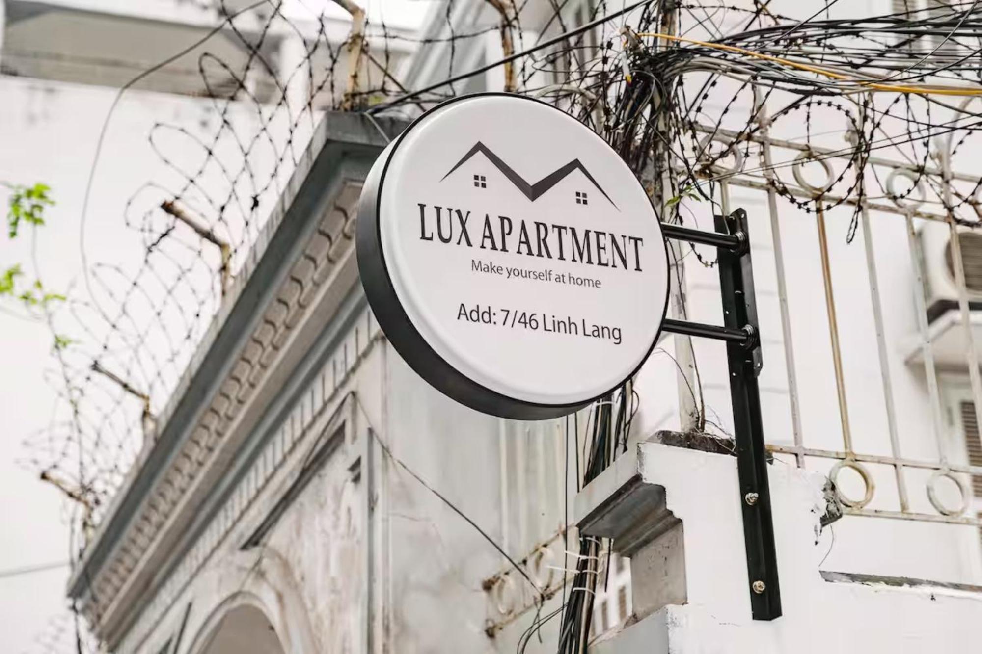Lux Japan Town *
