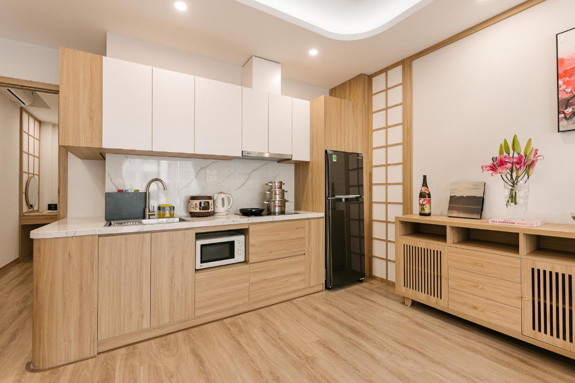 Hotel Lux Japan Town Hanoi