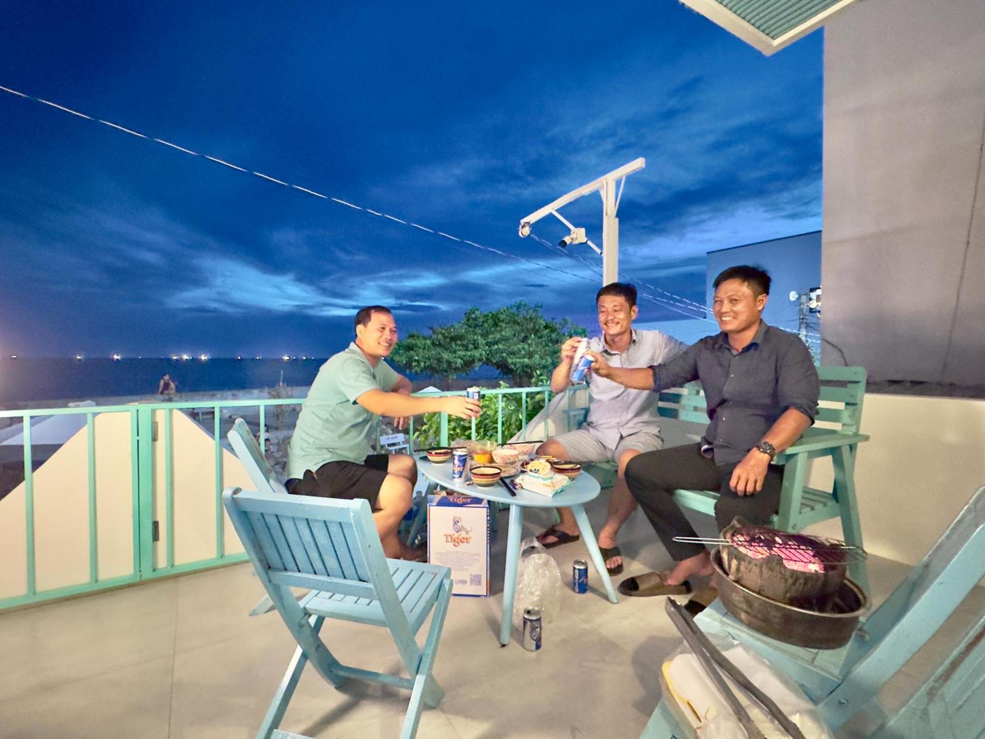 Dai Duong View Bien Dao Phu Quy Cu Lao Thu