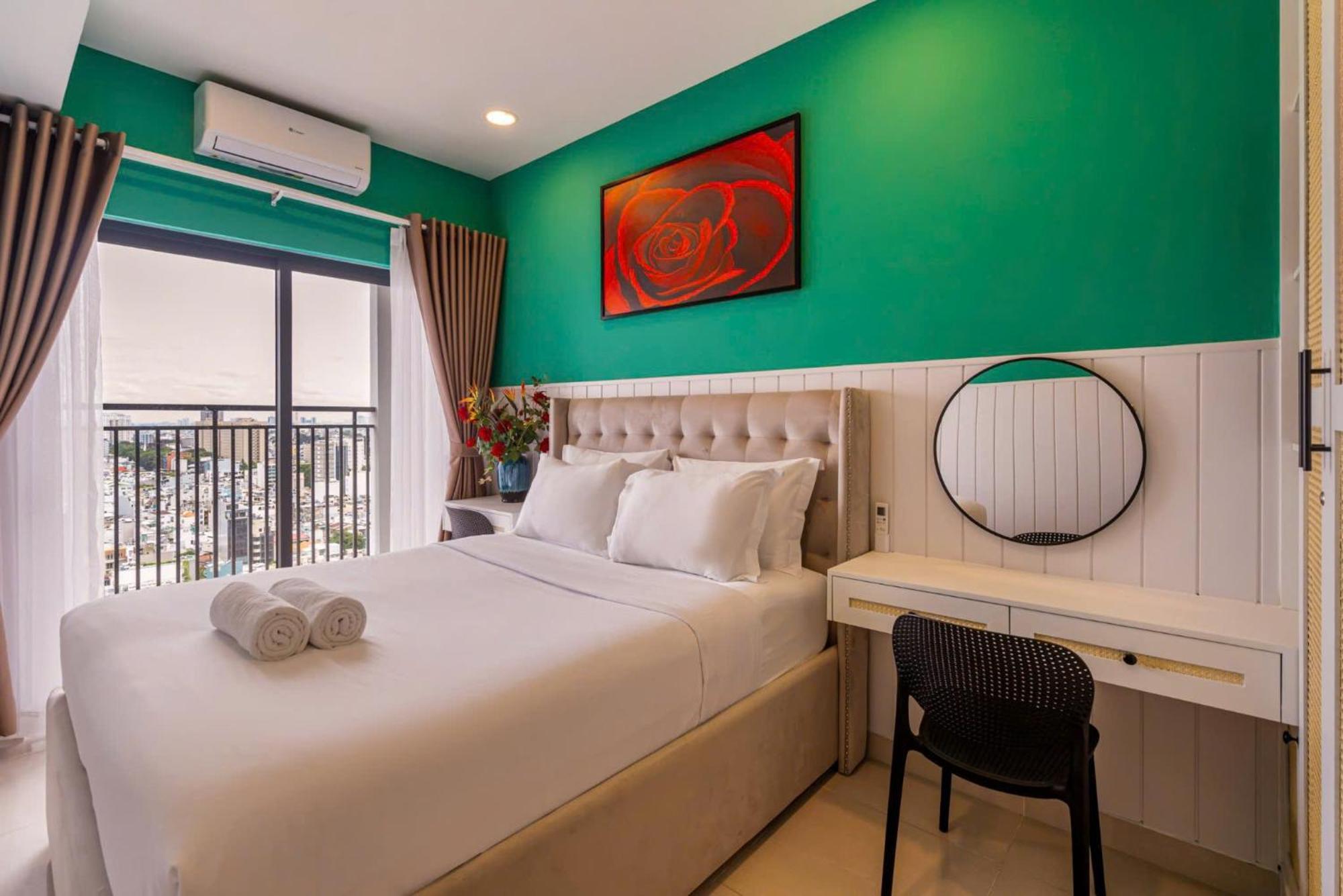 Apartment Aris Soho Balcony Saigon District 1