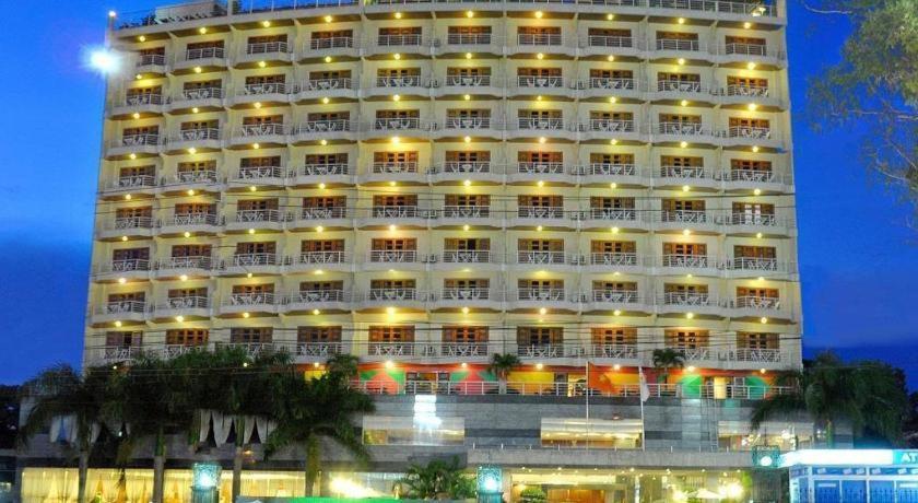Muong Thanh Grand Gia Lai Hotel 4*