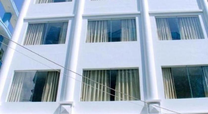 Hotel Yen Vy 04 Luxury 3*