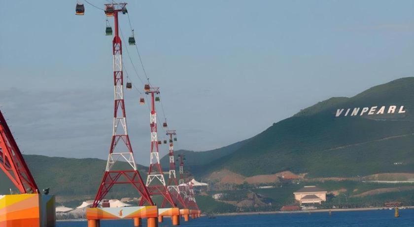 Khu nghỉ mát Vinpearl Discovery Rockside Nha Trang