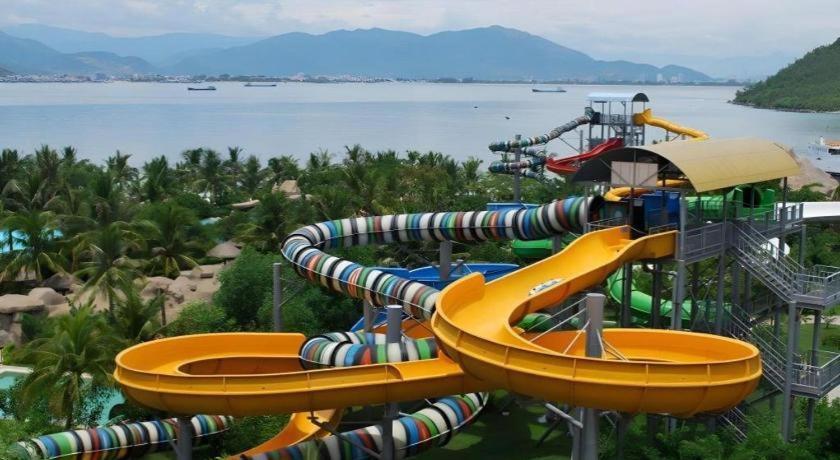 Khu nghỉ mát Vinpearl Discovery Rockside