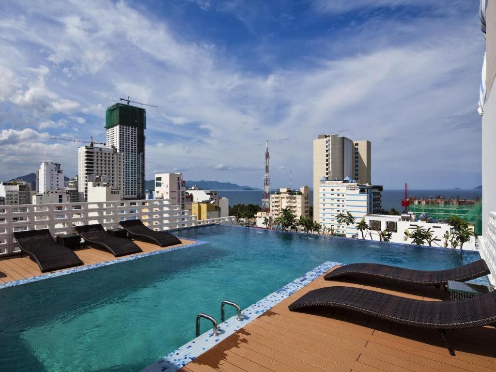 Hotel Golden 3*
