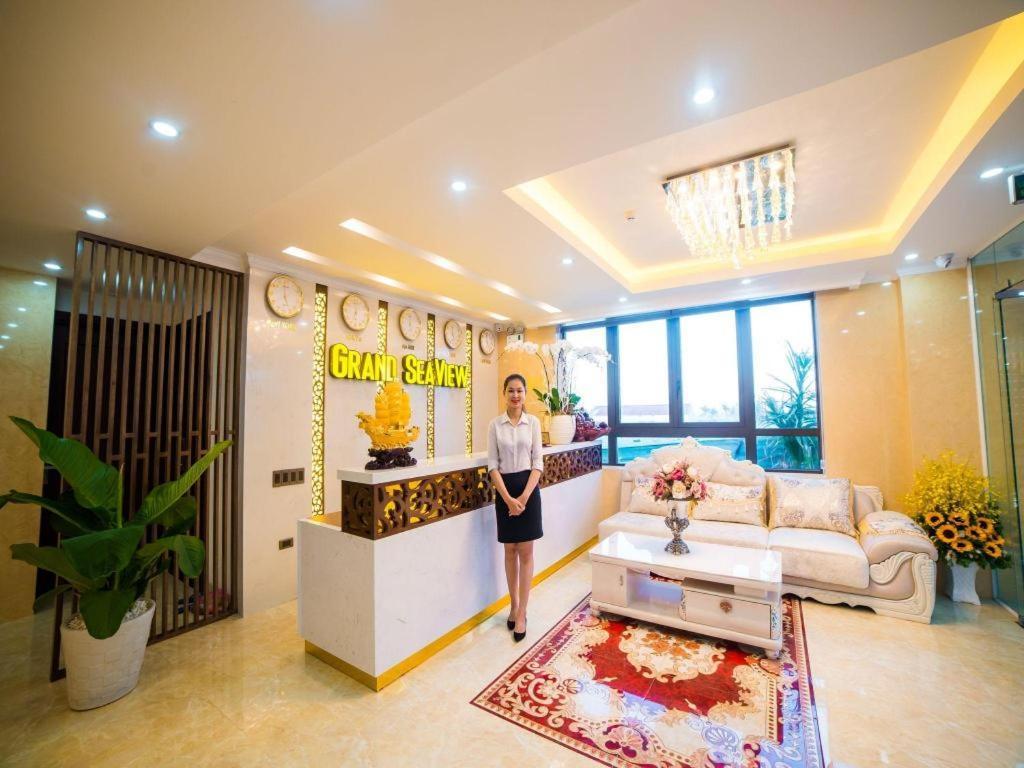 Grand Sea View 2*
