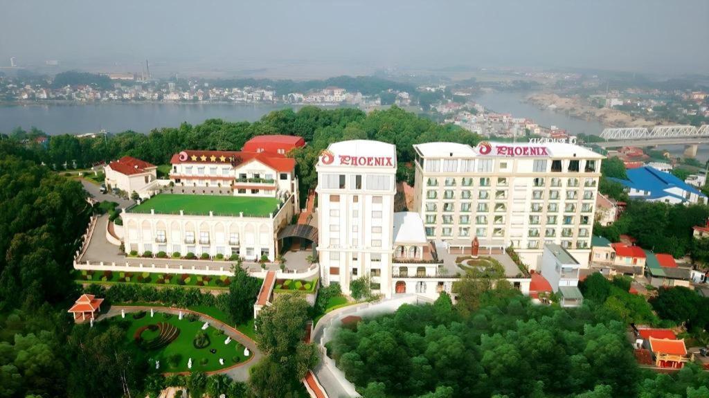 Phoenix Resort