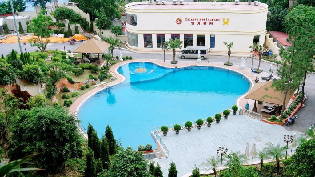 Phoenix Resort 5*