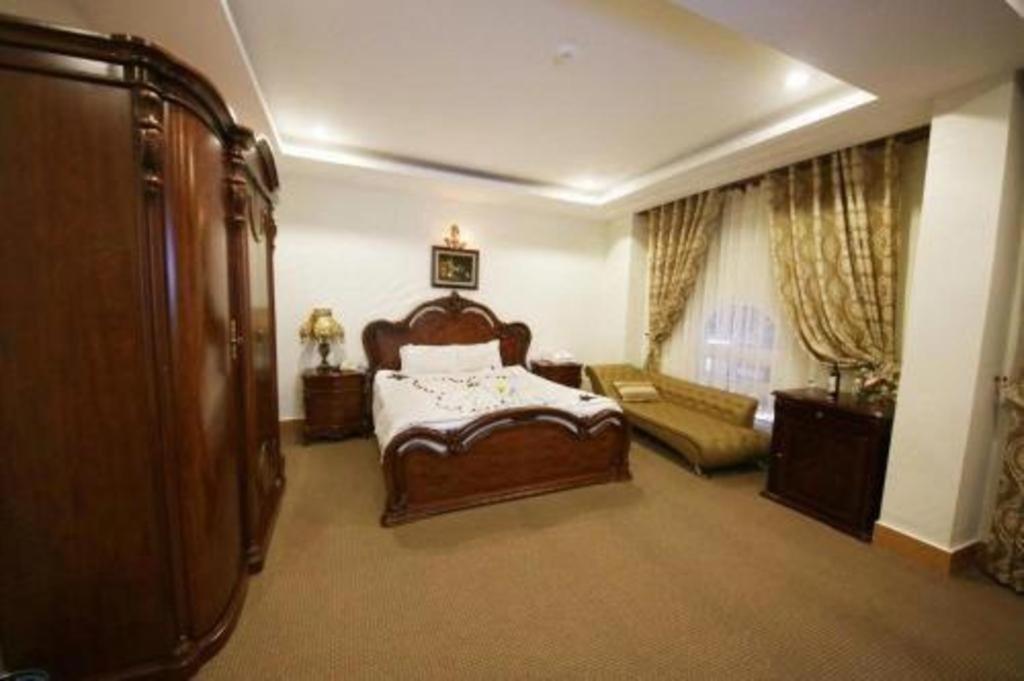 Marguerite Hotel