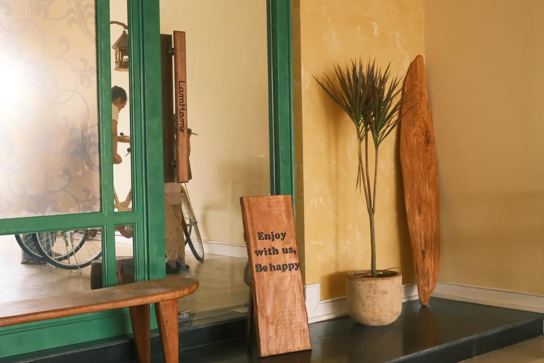Lamhome Tuan Chau Island Aparthotel