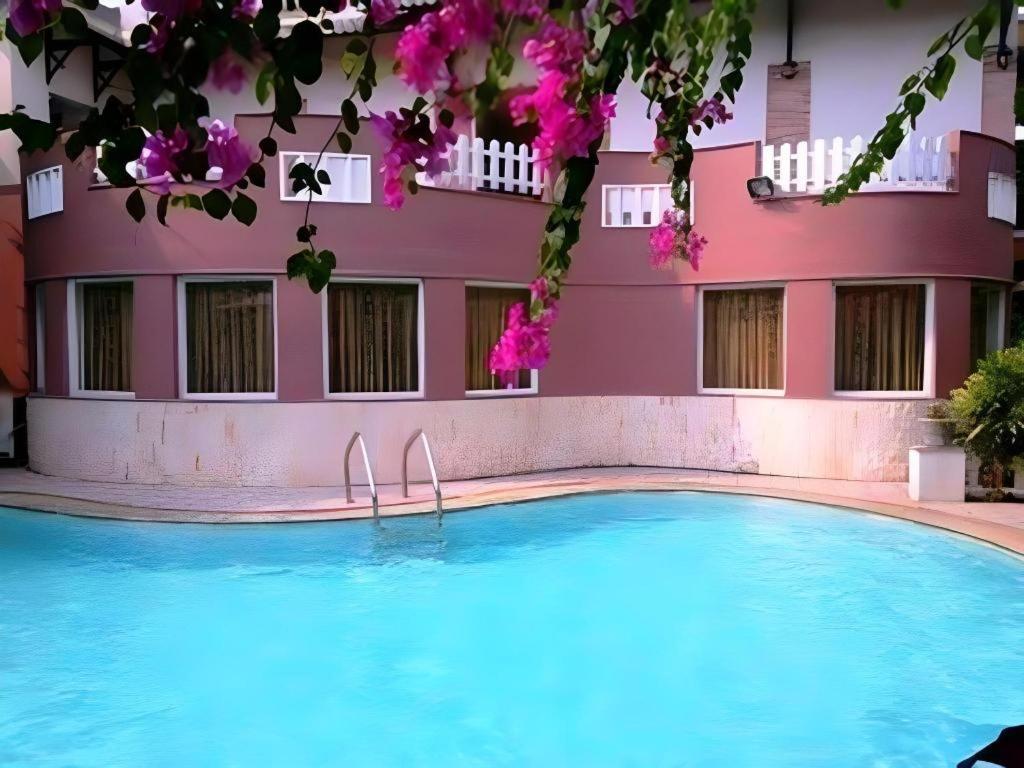Resort Diamond Hotel Resort Biên Hòa