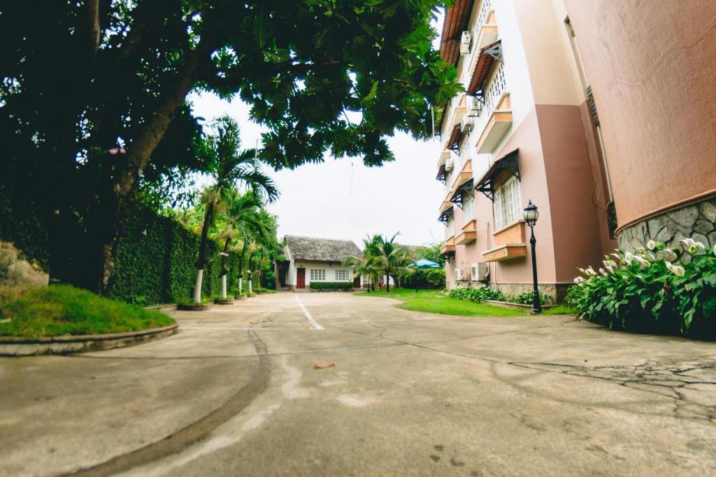 Diamond Hotel Resort 2*