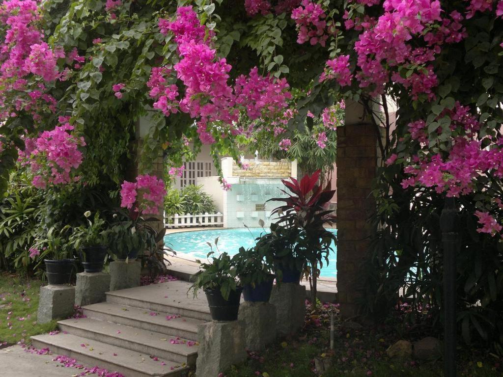 Resort Diamond Hotel Resort Biên Hòa