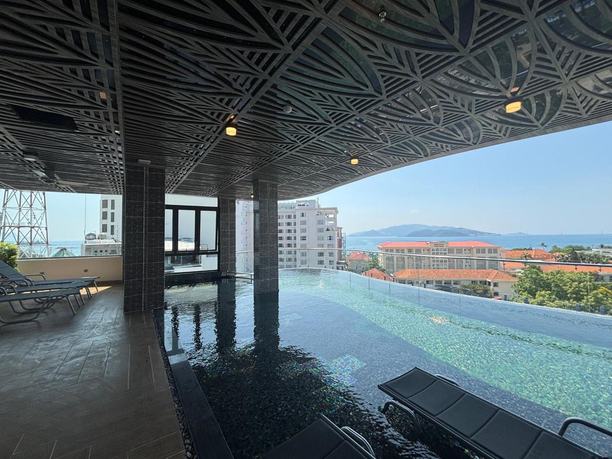 Hotel W Premium 4*