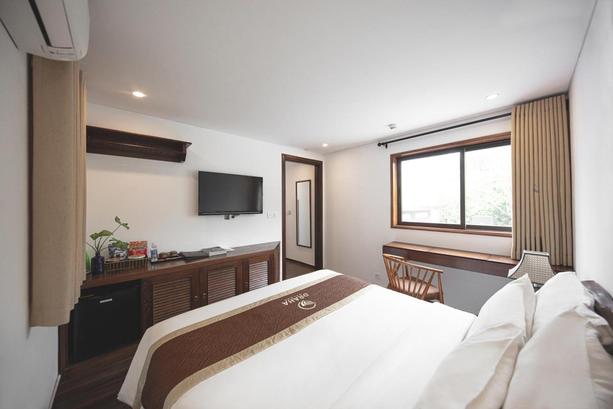Hotel Draha In Halong - Refined Retreat - The Aussie Choice