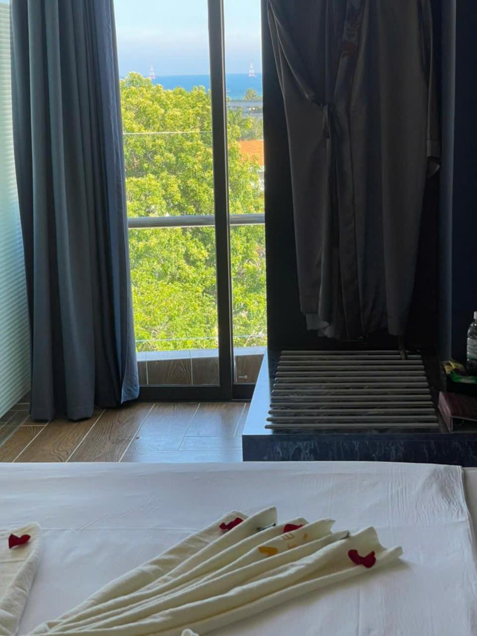 W Premium Hotel Nha Trang