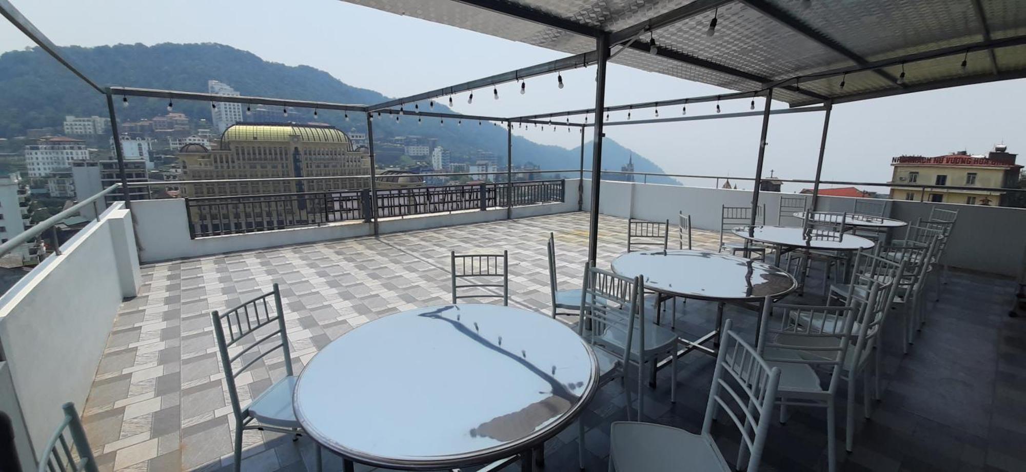 Hotel Khach San Galaxy 3*