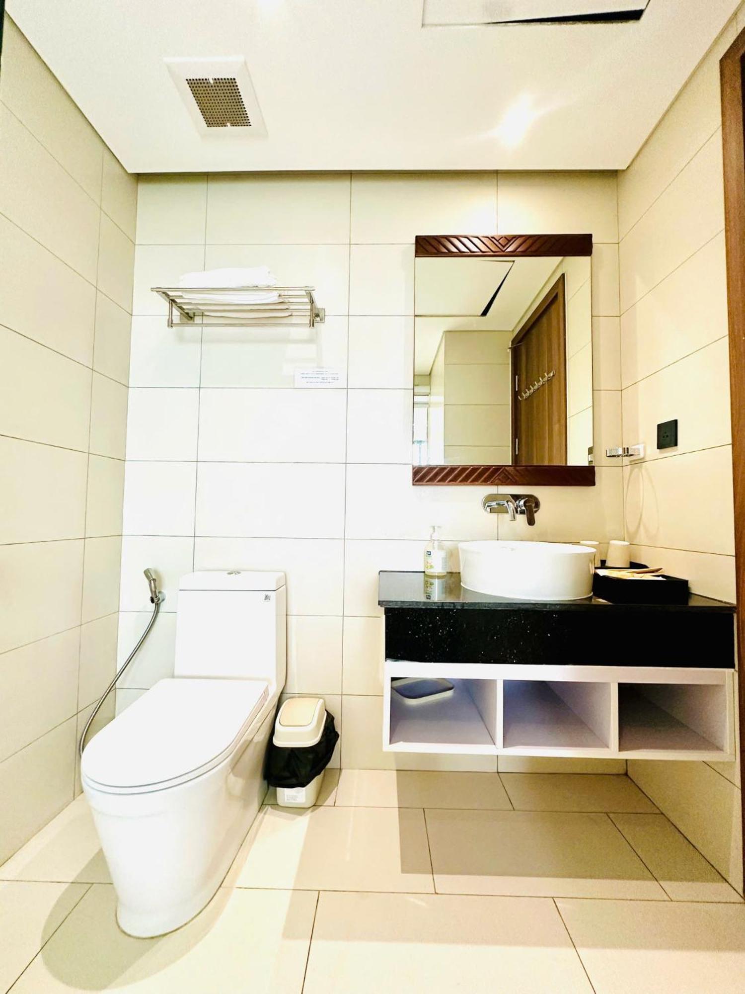 Aparthotel Khach San Wins Apec Phu Yen 5*