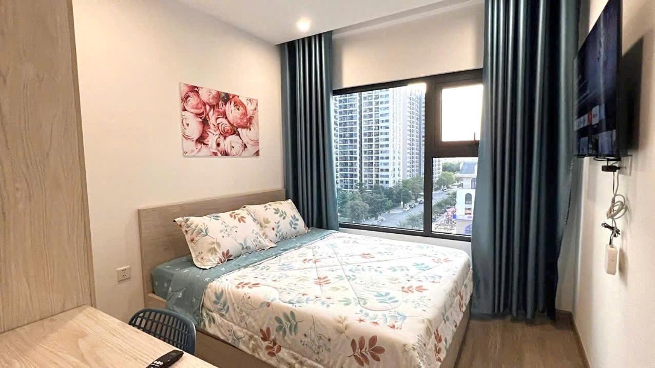 Shi House -elegant&homey Vinhomes Grand Park *