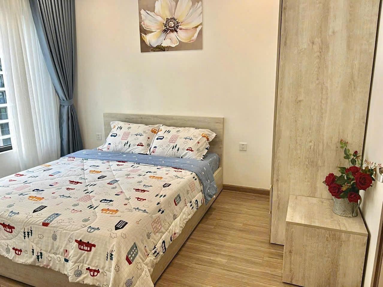 Shi House -elegant&homey Vinhomes Grand Park Apartment *