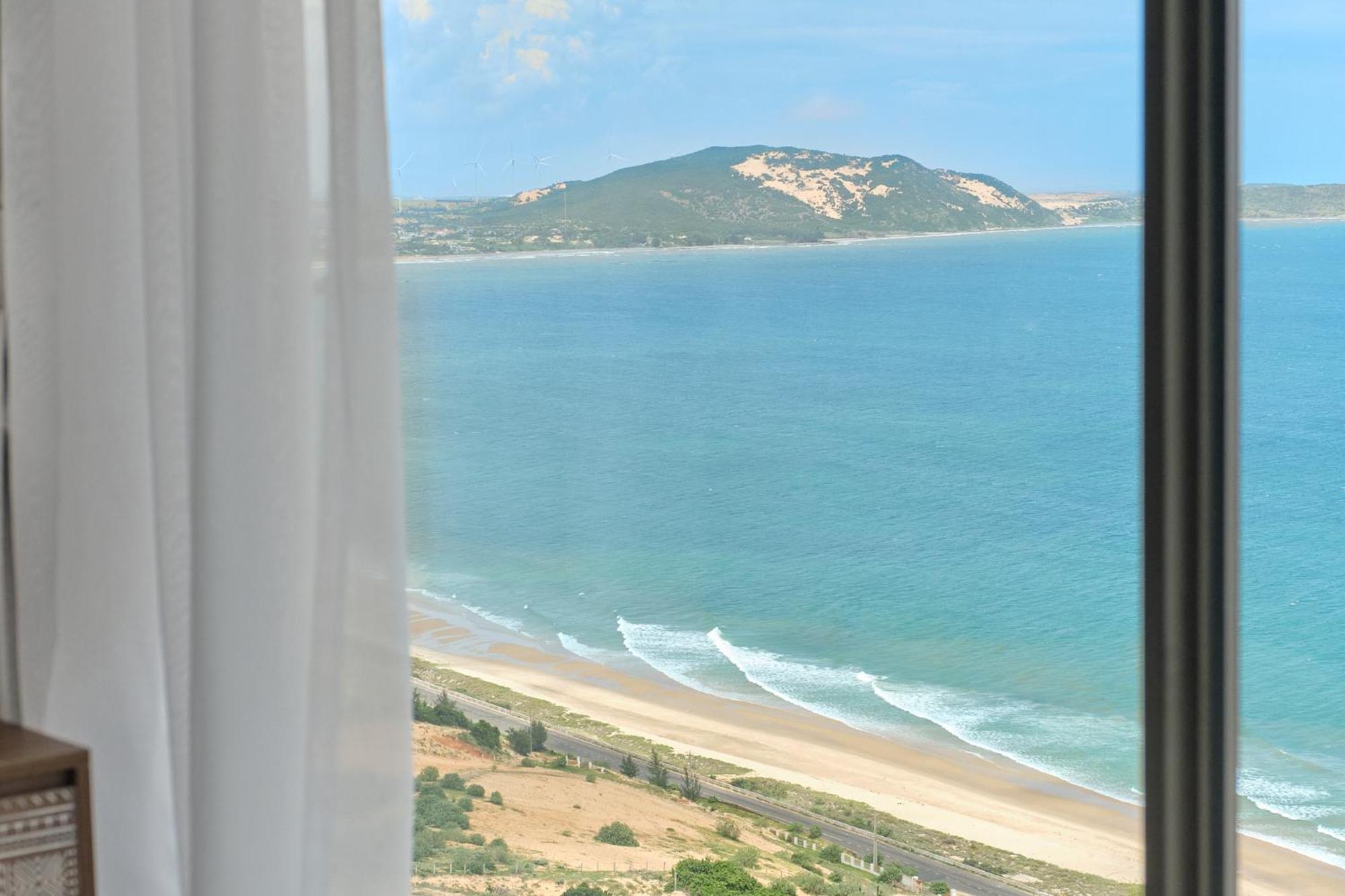 Hotel Ocean Breeze Mandala Condotel