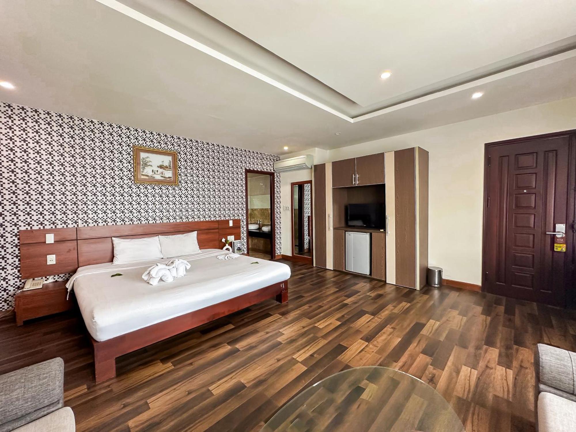 Quoc Cuong Center By Haviland Da Nang