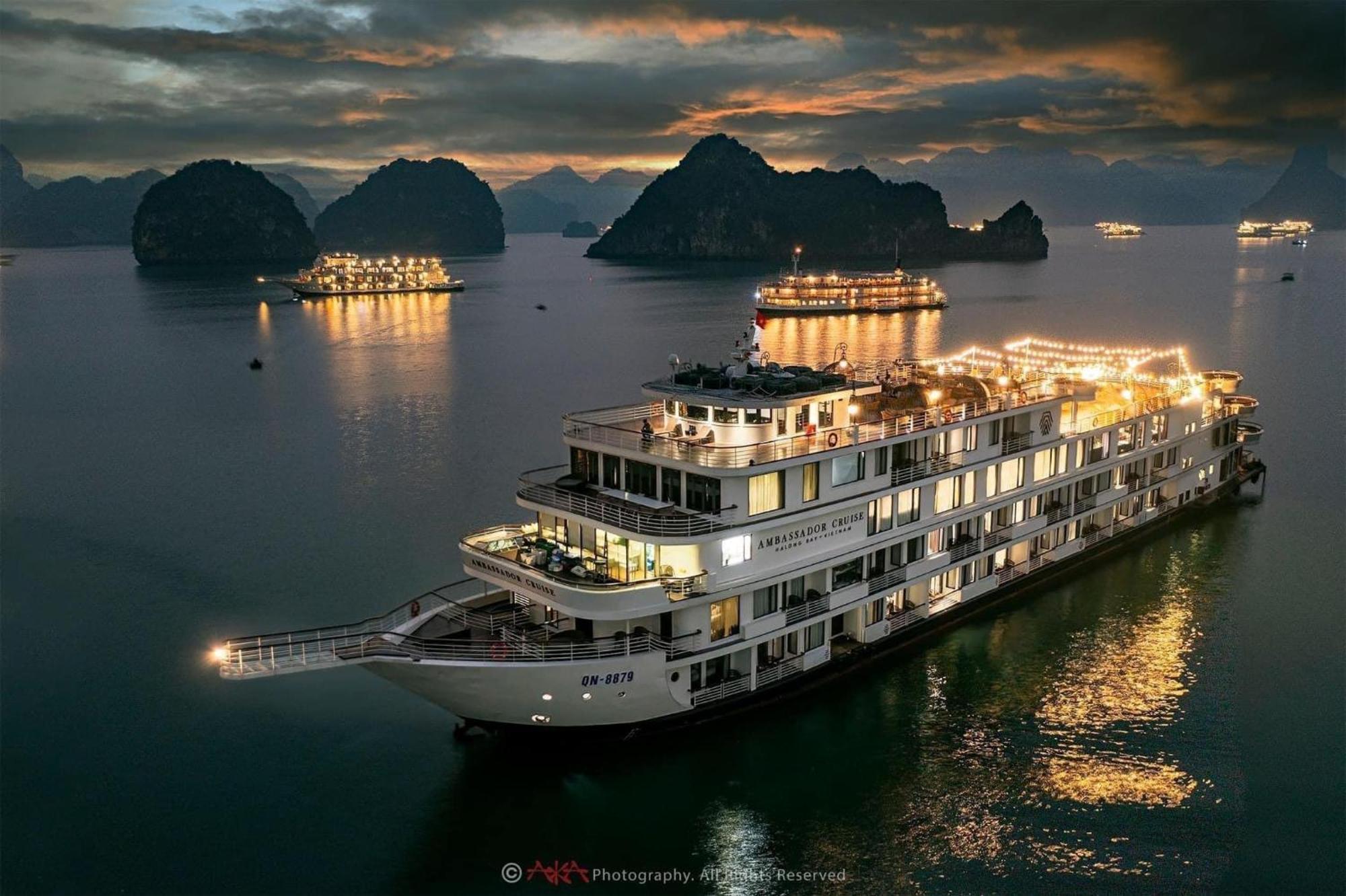 Hotel Cat Ba Viet Hoa & - Pool & Bar 3*